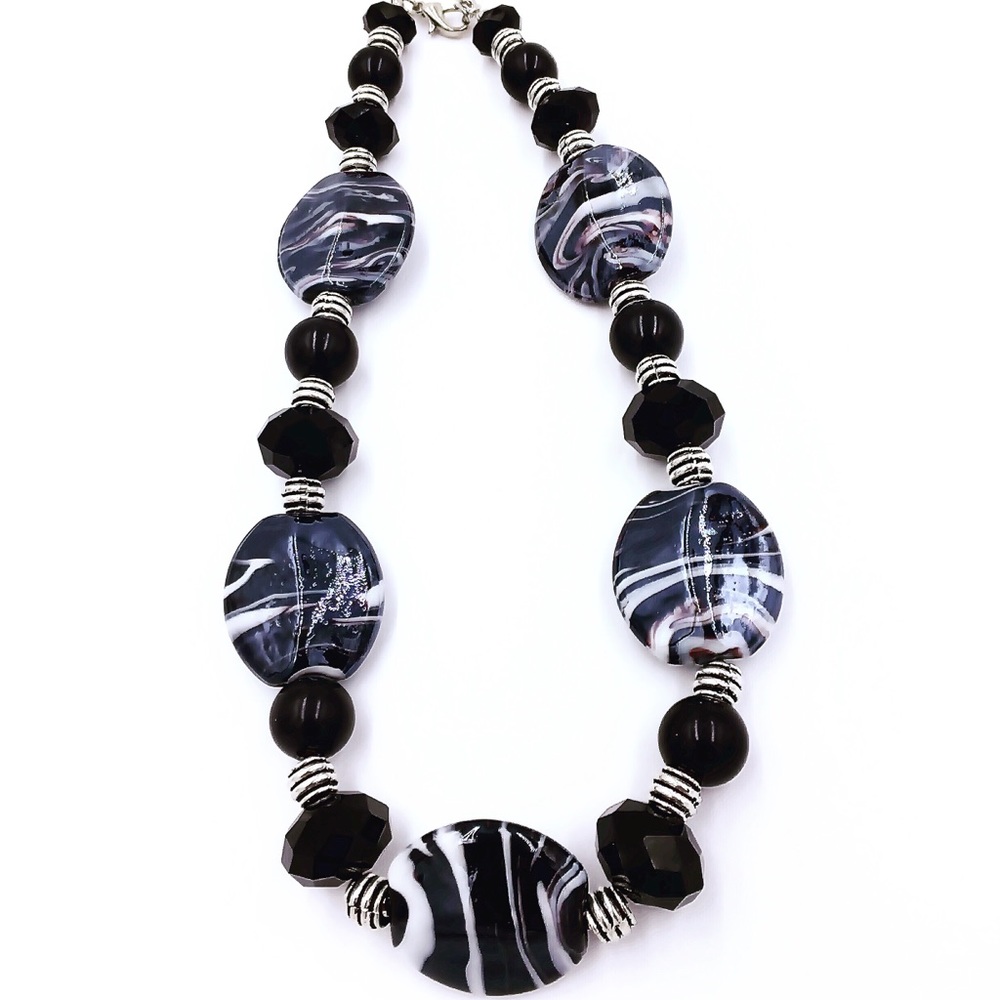 Black/White Beaded Silver-Tone Accent Necklace